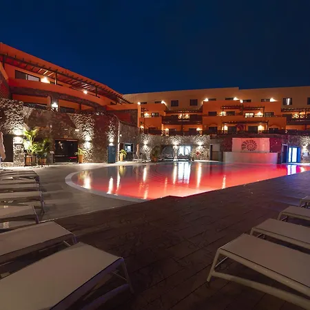 Arena Castillo ホテル 4*